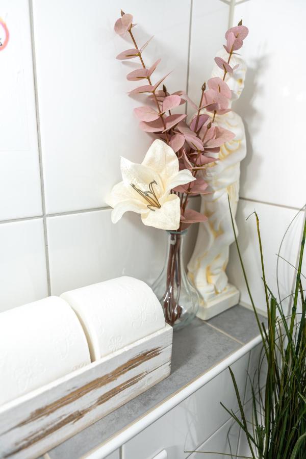 Homestay #1 Modernes Mit Pool Und Garten Memmingen